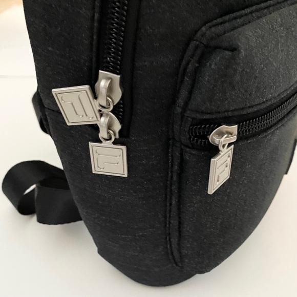 FILA Lilandra Backpack in light & dark grey NWT - Picture 11 of 14